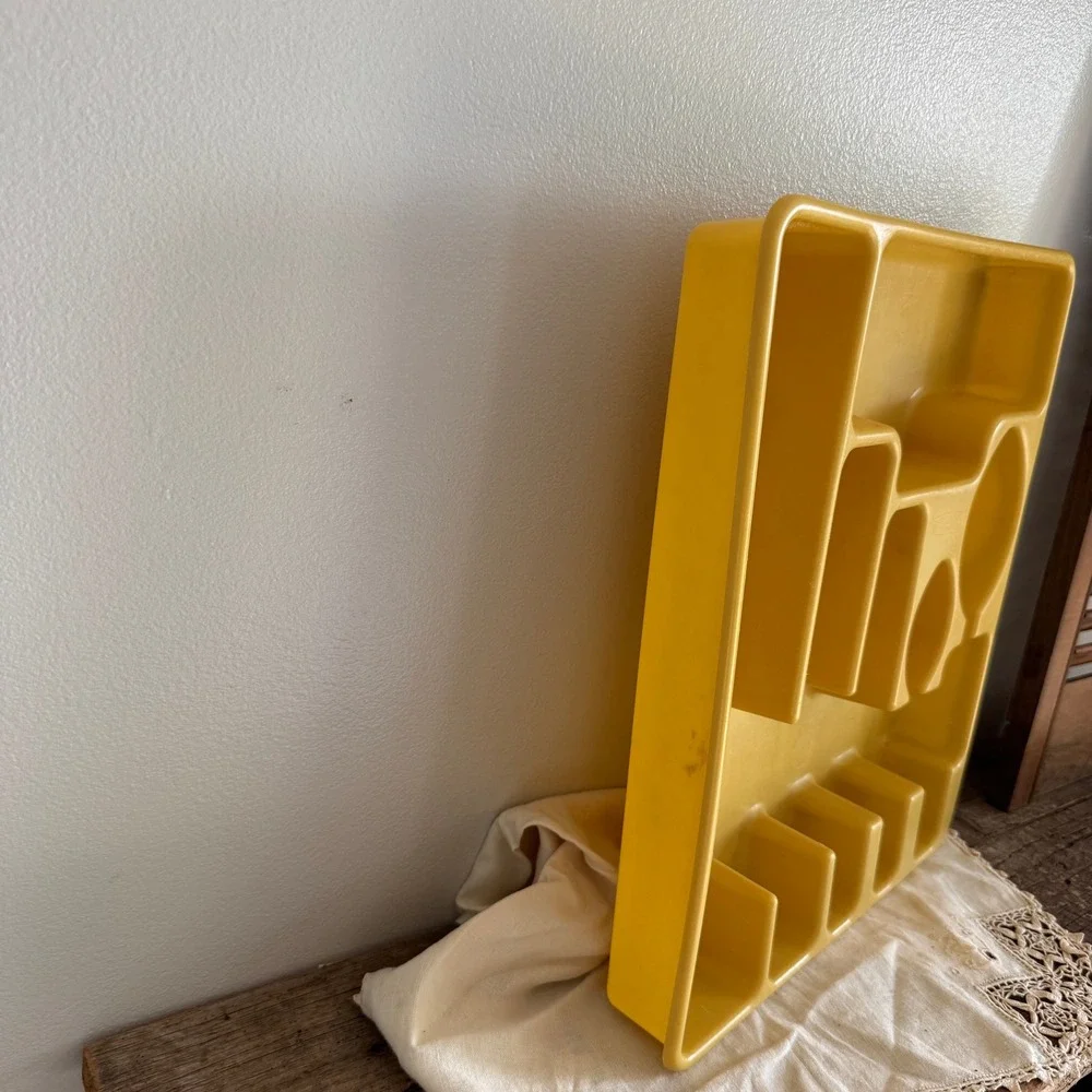 Vintage Rubbermaid Silverware Drawer Organizer Yellow Plastic Utensil Tray MCM